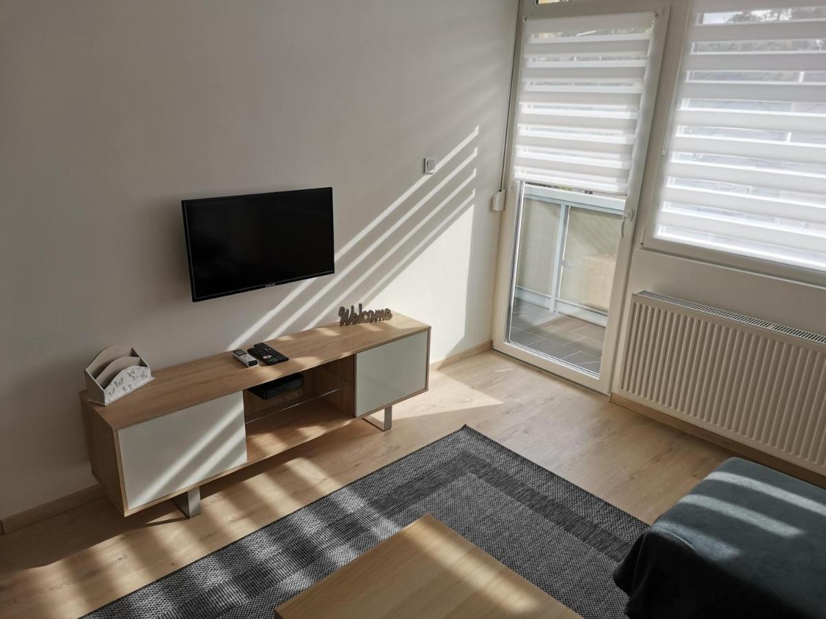 Sweet Life Apartman เอ็กเกอร์ ภายนอก รูปภาพ