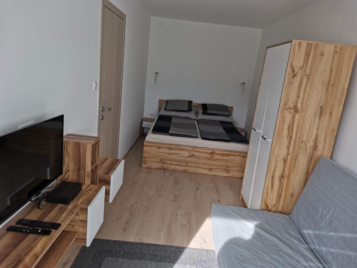 Sweet Life Apartman เอ็กเกอร์ ภายนอก รูปภาพ