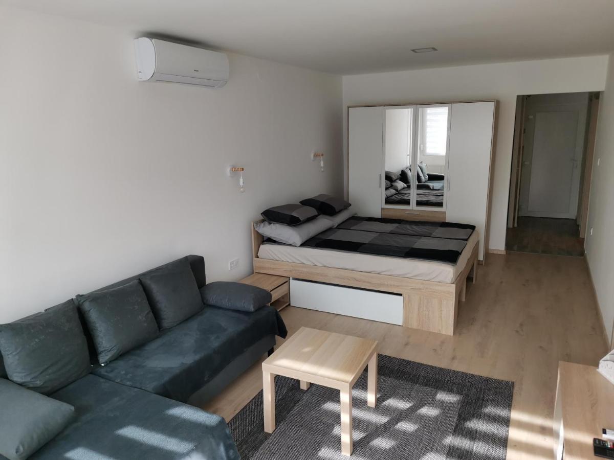 Sweet Life Apartman เอ็กเกอร์ ภายนอก รูปภาพ